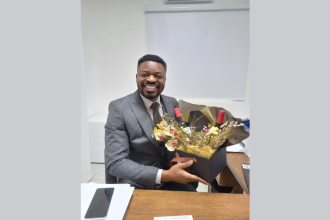 O endométrio trilaminar é um fator essencial na FIV, segundo Oluwatosin Tolulope Ajidahun.