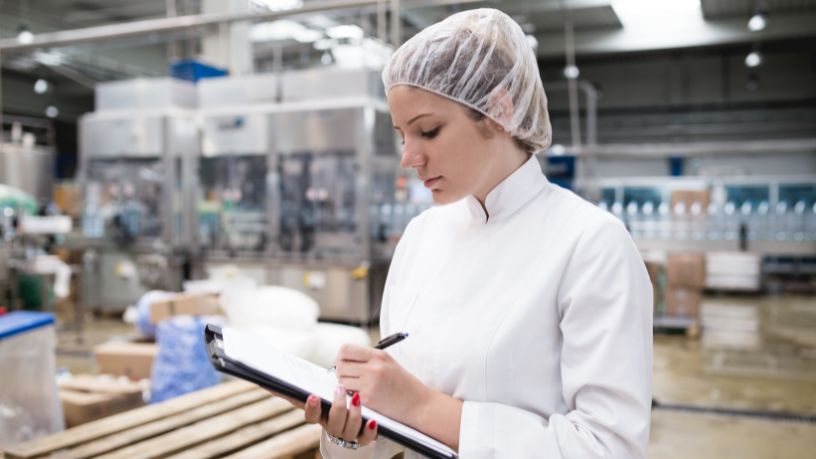 Produção industrial no Brasil surpreende e sinaliza retomada econômica em 2026