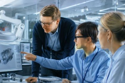 O Papel da Transferência de Tecnologia na Inovação Científica e no Desenvolvimento Industrial